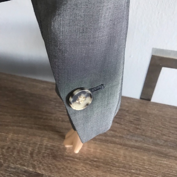 Theory Gray suit blazer - Picture 4 of 8